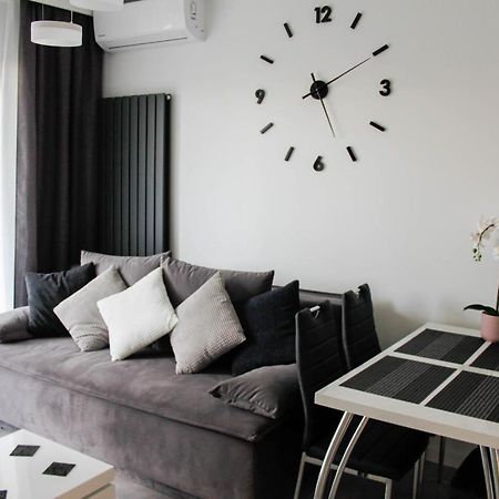 Apartament Wrocław Centrum Galeria Magnolia Esterno foto