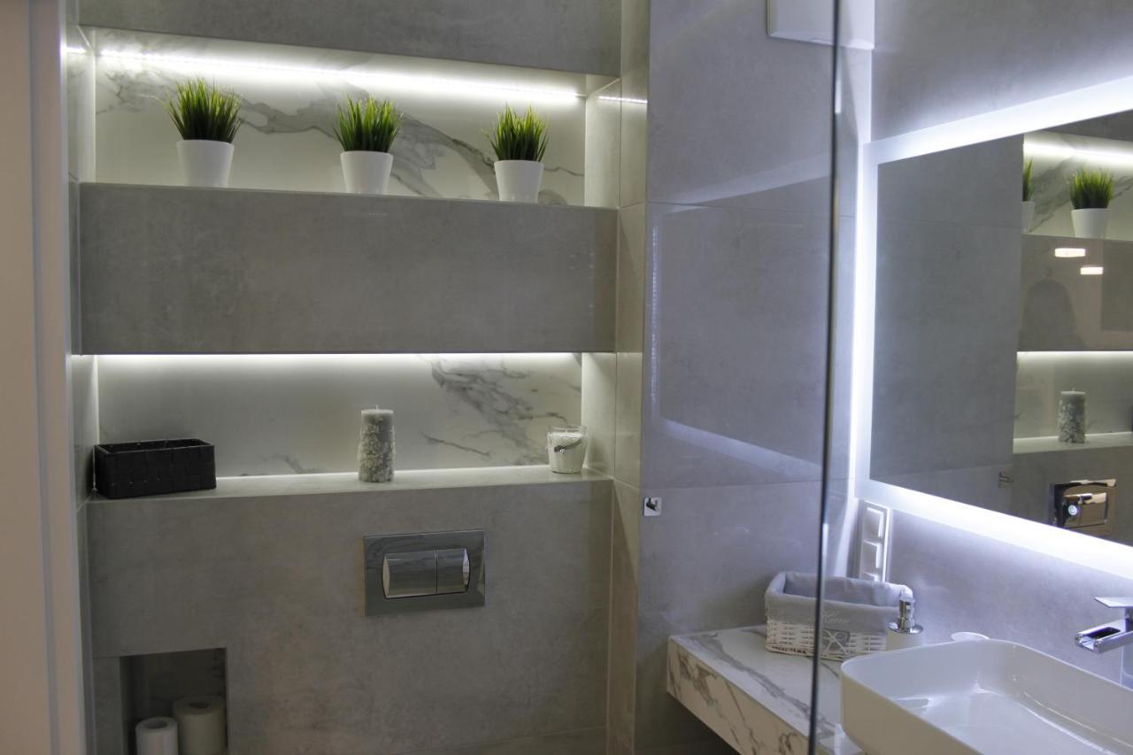 Apartament Wrocław Centrum Galeria Magnolia Esterno foto